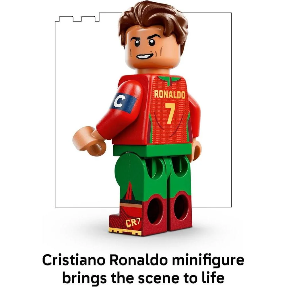 LEGO Cristiano Ronaldo Soccer Highlights Set para Niños y Niñas, Regalo Coleccionable de Fútbol, Decoración para Habitación
