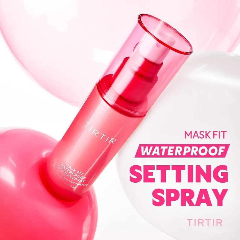 Spray Fijador TIRTIR con fijación de 24h, acabado semimate. Resistente al agua, sudor. Ideal para piel sensible. Libre de etanol. Aprobado clínicamente