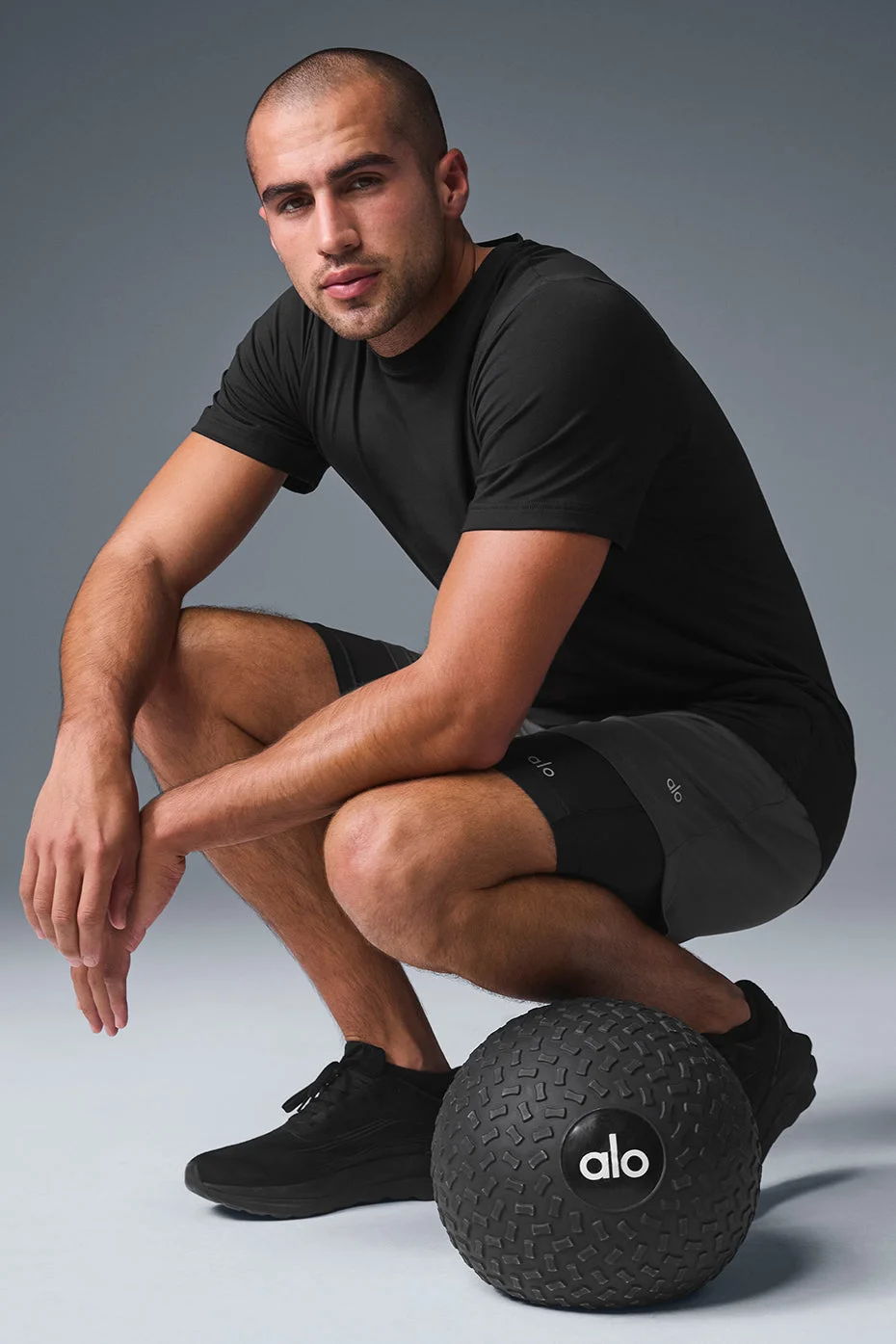 Alo Yoga Conquer Reform Crewneck Short Sleeve - Black