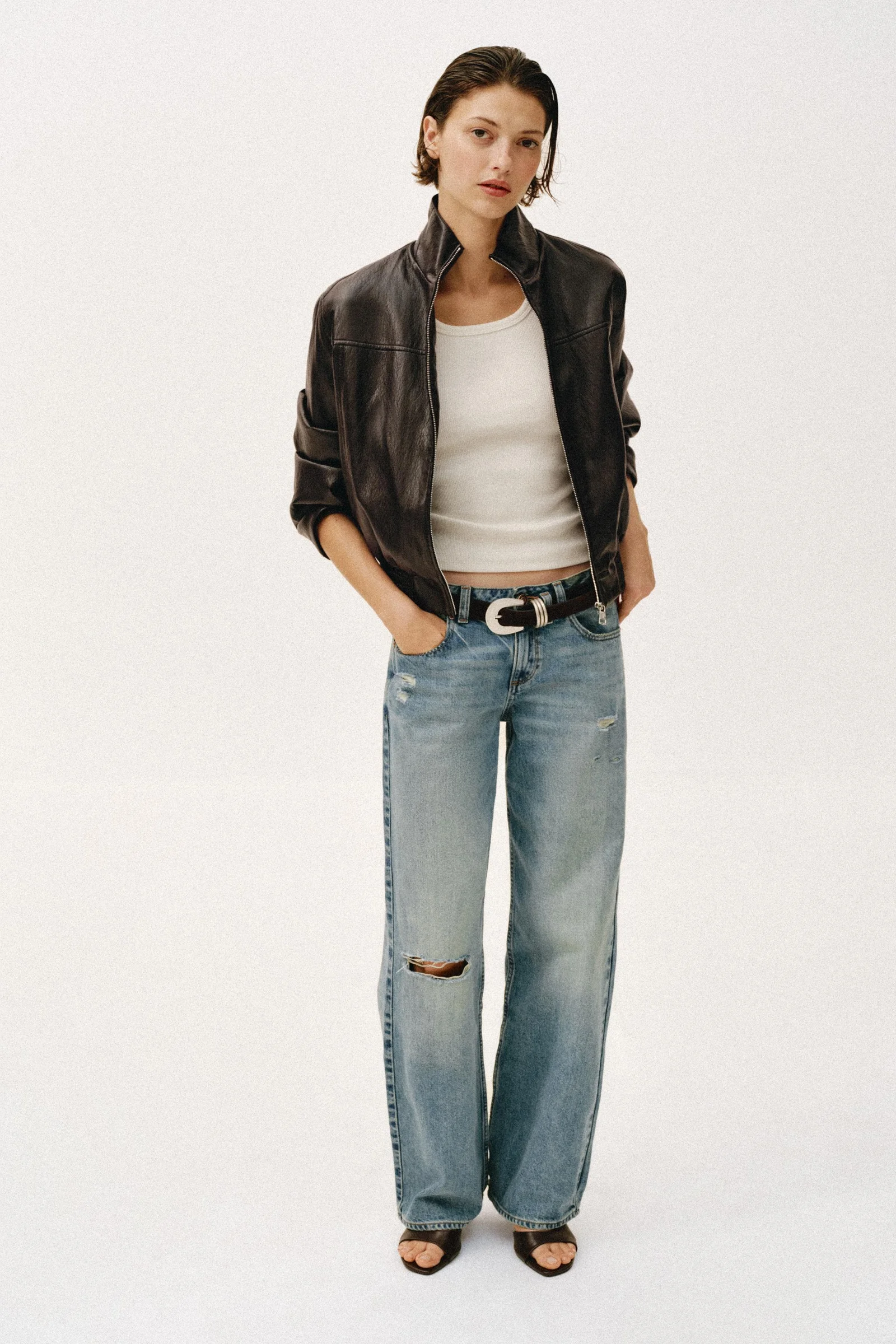 Chaqueta Bomber Corta Efecto Piel Zara