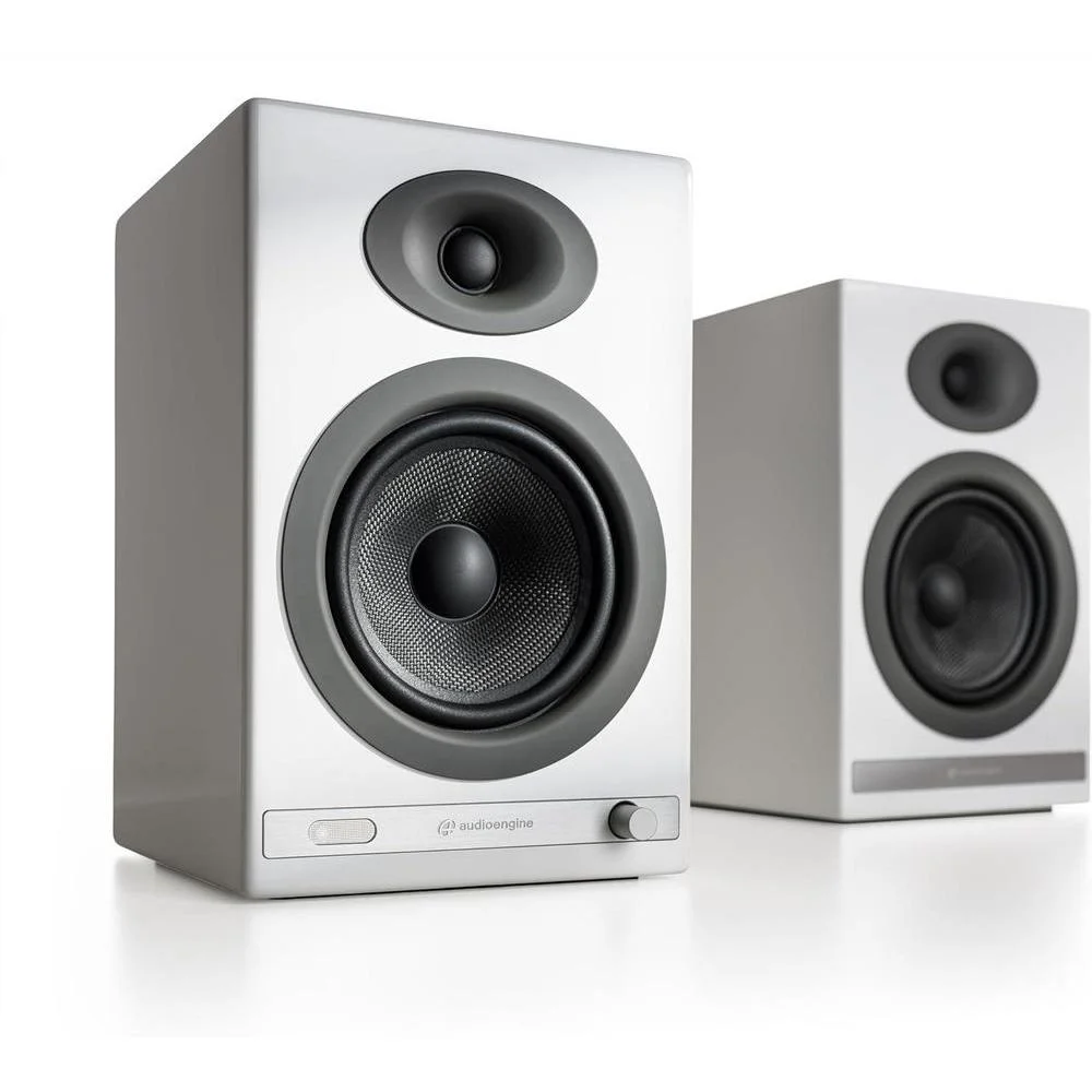 Altavoces Audioengine HD5 con Bluetooth 5.0, 150W, aptX HD, DAC de 24 bits y diseño en chapa de madera real para audio de calidad