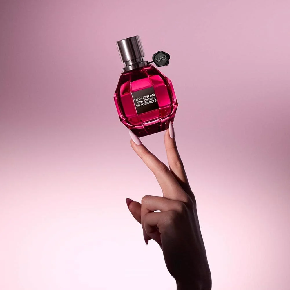 Viktor&Rolf Flowerbomb Ruby Orchid Eau de Parfum - Perfume Femenino Floral Afrutado con Vainilla y Melocotón