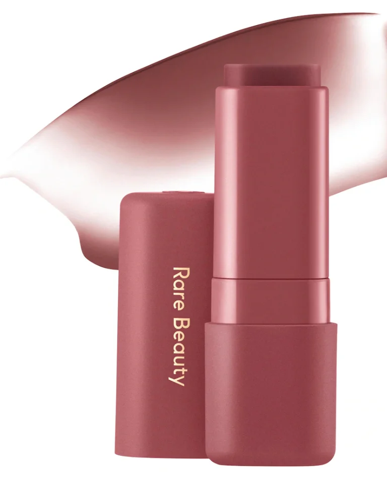 RARE BEAUTY - Bálsamo Labial Lip Butter Balm. DEEP COOL BERRY
