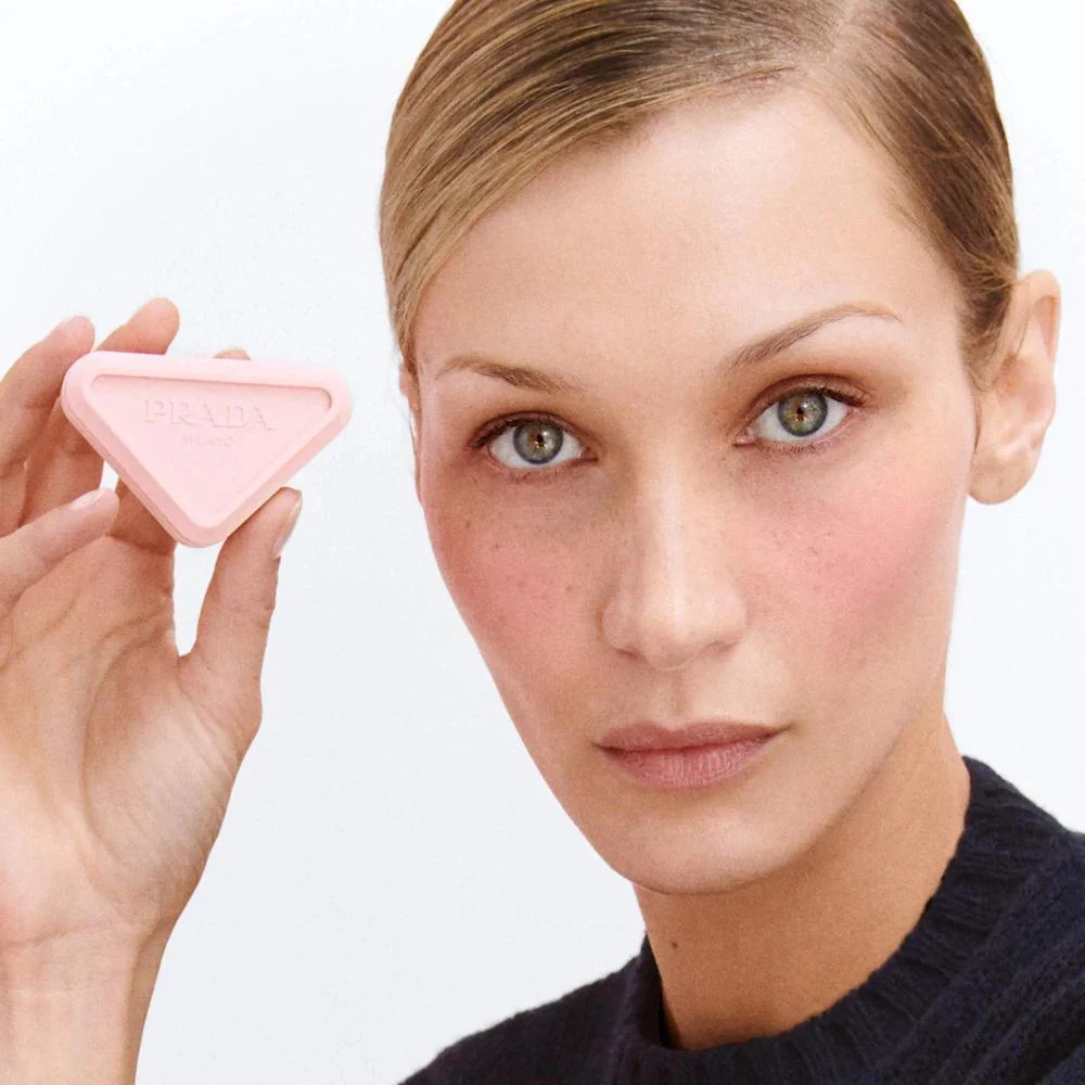 Touch Cream-To-Powder Soft Blur Longwear Blush