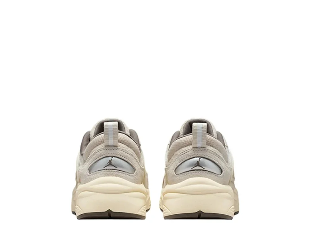 Jordan Trunner O/S Light Orewood