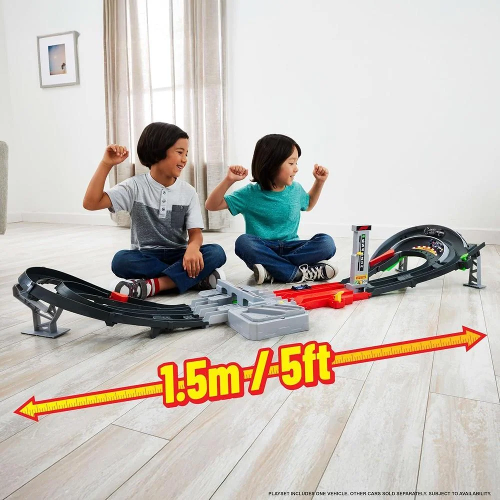 Circuito Hot Wheels Fórmula 1 Grand Prix con 3 Coches a Escala 1:64 y Booster Motorizado