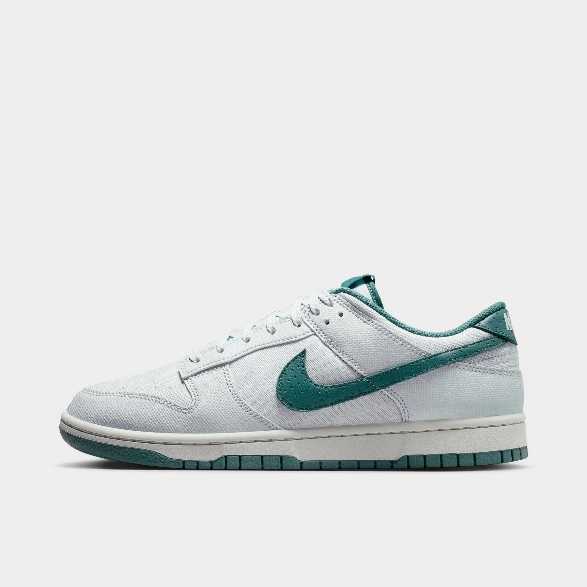 Nike Men's Nike Dunk Low Panda Shoes, talla 10.5 / 11