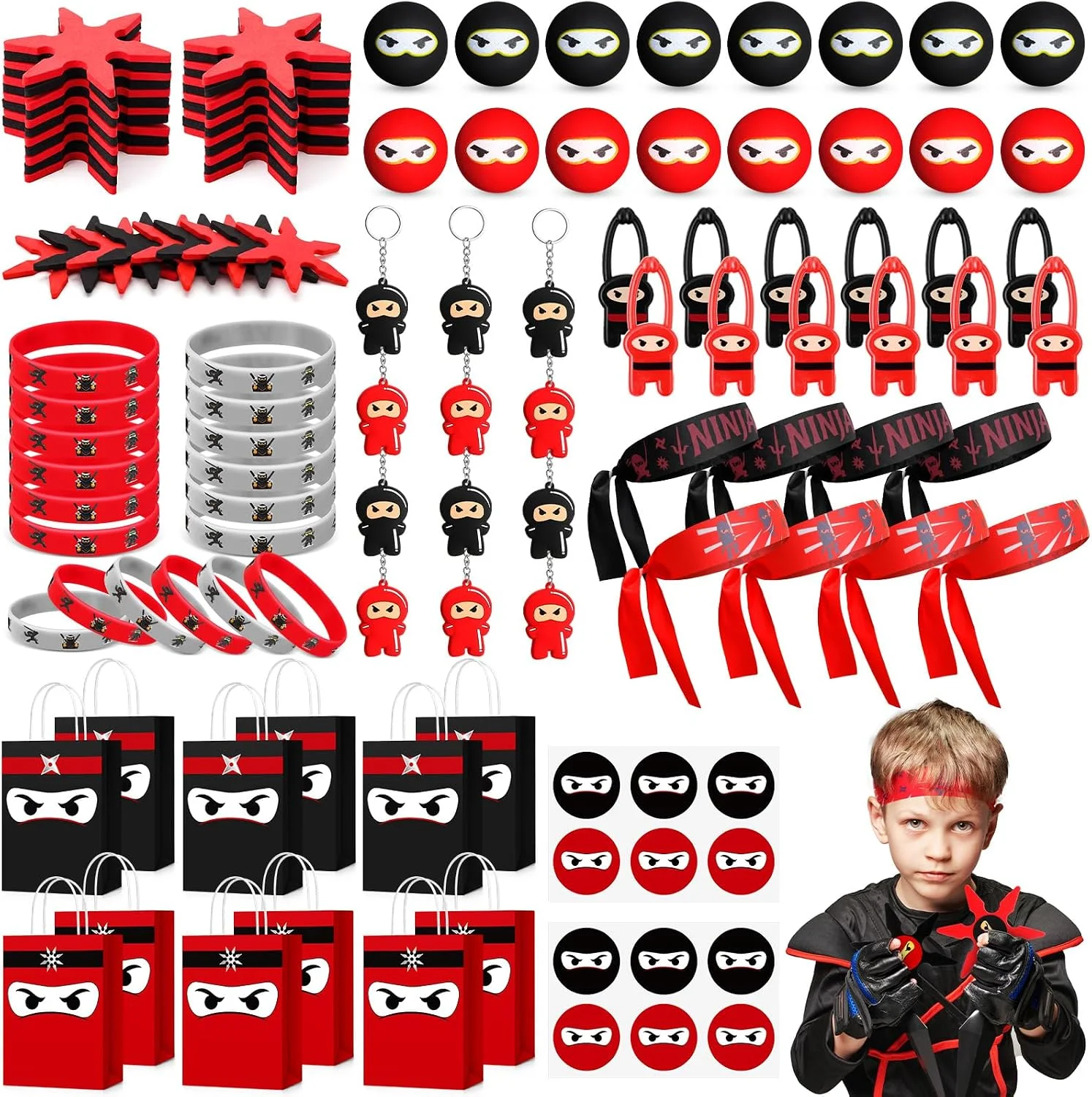 Set de 96 recuerdos temática ninja para fiesta infantil rojo y negro