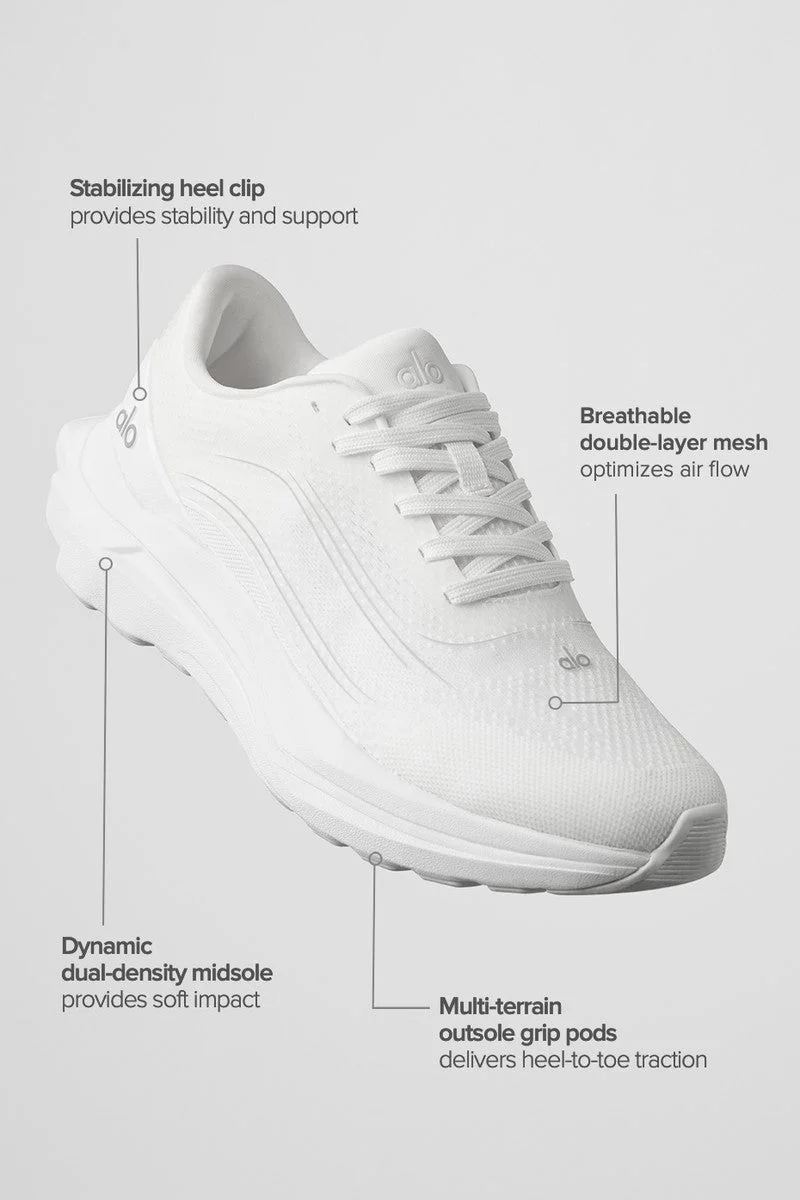 Alo Yoga ALO Runner - White/White
