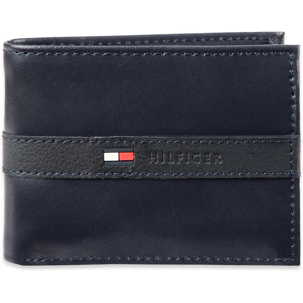 Billetera Tommy Hilfiger Orson Cuero Bifold con Pasaporte Extraíble