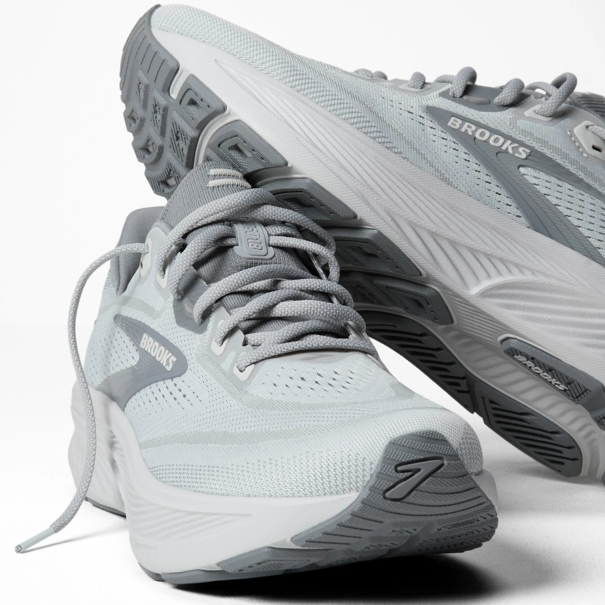 Brooks Ghost 18 Primer Grey