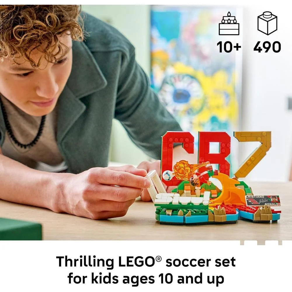 LEGO Cristiano Ronaldo Soccer Highlights Set para Niños y Niñas, Regalo Coleccionable de Fútbol, Decoración para Habitación