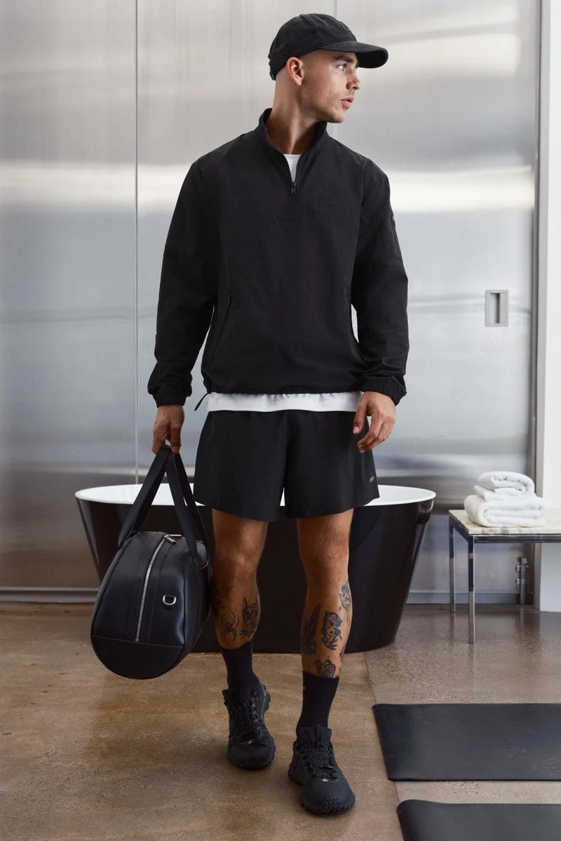 Alo Yoga Light Weight Takeaway Track Pullover - Black